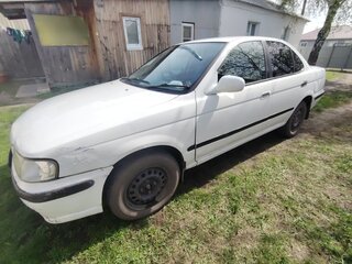 2000 Nissan Sunny B15, белый, 320000 рублей, вид 1