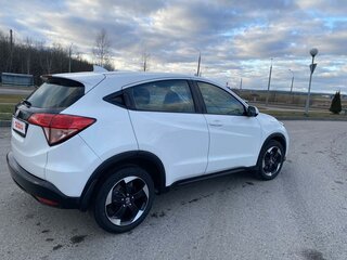 2017 Honda HR-V II, белый, 2000000 рублей, вид 4
