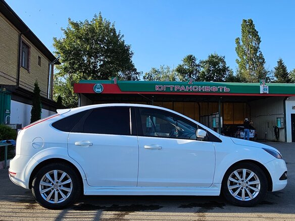 2008 Ford Focus II Рестайлинг, белый, 660000 рублей - вид 10