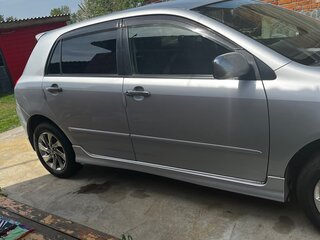 2001 Toyota Corolla Runx IX (E120, E130), серебристый, 800000 рублей, вид 4