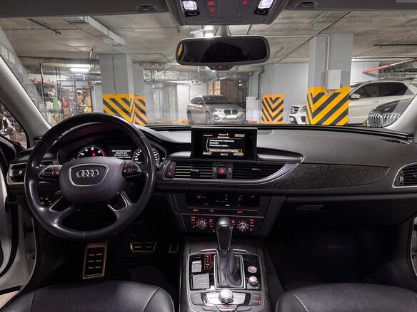 2017 Audi A6 IV (C7) Рестайлинг, белый, 2200000 рублей - вид 13
