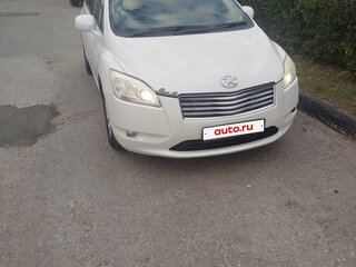 2007 Toyota Mark X ZiO, белый, 1100000 рублей, вид 3