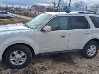 2011 Ford Escape II, белый, 900000 рублей, вид 4