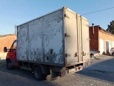 2012 Iveco Daily, красный, 1300000 рублей, вид 4