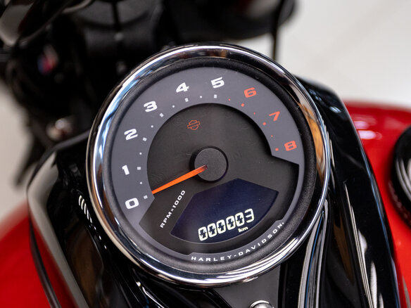 2024 Harley-Davidson Fat Bob, красный, 2700000 рублей - вид 15