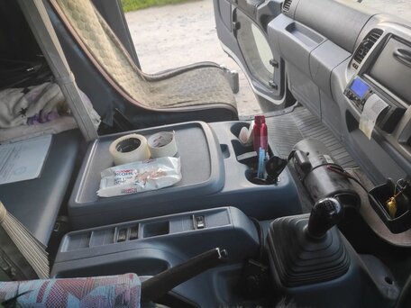 2004 Hino Series 500 (Ranger), чёрный, 2700000 рублей, вид 4