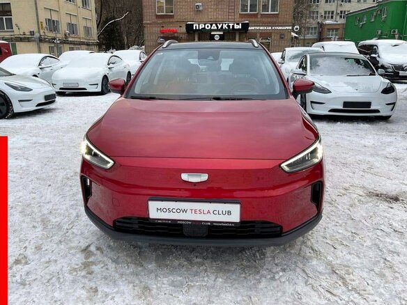 2021 Geely Geometry C 70 kWh, красный