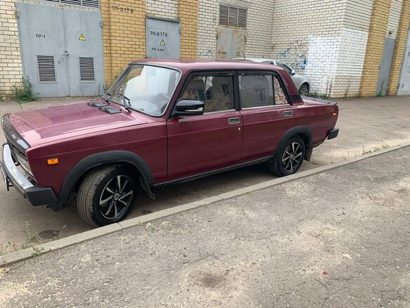 2003 Lada (ВАЗ) 2105, красный, 210000 рублей - вид 1