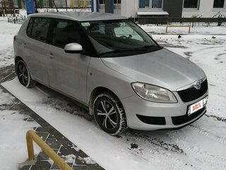 2012 Skoda Fabia II Рестайлинг, серый, 699000 рублей, вид 4