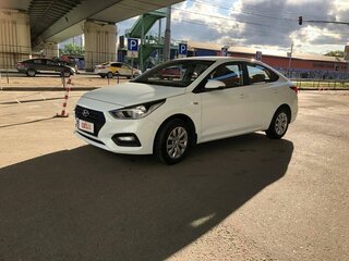 2019 Hyundai Solaris II, белый, 1300000 рублей, вид 4