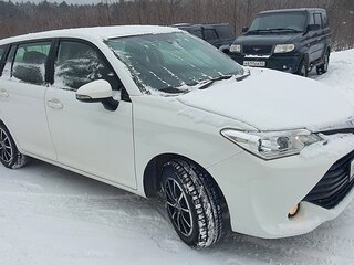 2017 Toyota Corolla Fielder XI (E160, E170, E180) Рестайлинг 1, белый, 1500000 рублей, вид 2