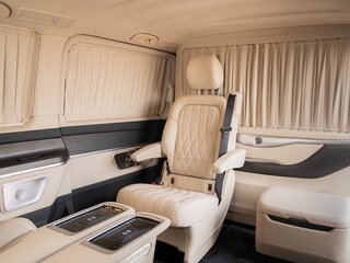2025 Mercedes-Benz V-Класс Extra Long 300 d экстра длинный III (W447) Рестайлинг 2, чёрный, 22490000 рублей, вид 2