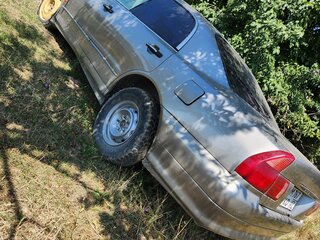 1997 Mitsubishi Diamante II, бежевый, 510000 рублей, вид 4