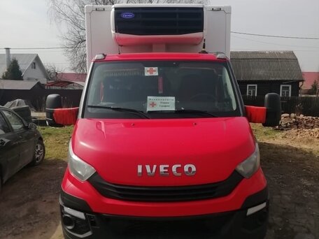 2018 Iveco Daily, красный, 4500000 рублей, вид 1