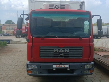 2008 MAN TGL, красный, 2350000 рублей, вид 1