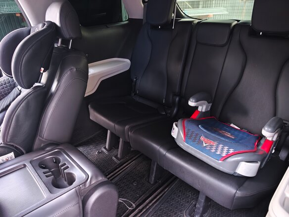 2021 Kia Carnival IV, чёрный, 3150000 рублей - вид 15