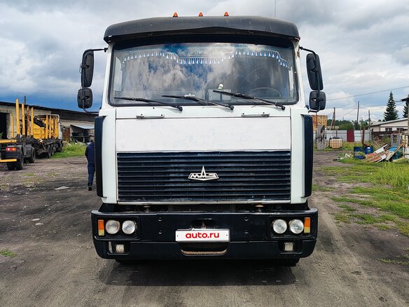 2004 МАЗ 6303, белый, 1350000 рублей