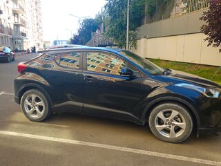2019 Toyota C-HR I Рестайлинг, чёрный, 2150000 рублей, вид 2