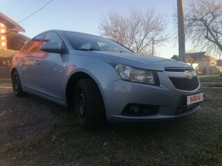 2010 Chevrolet Cruze I, серебристый, 670000 рублей, вид 1