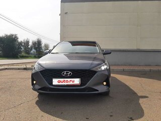 2021 Hyundai Solaris II Рестайлинг, серый, 1720000 рублей, вид 1