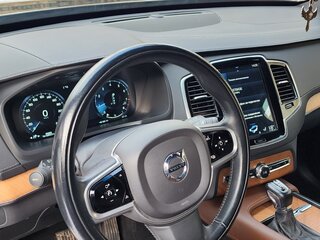 2021 Volvo XC90 II Рестайлинг 1, чёрный, 6800000 рублей, вид 4
