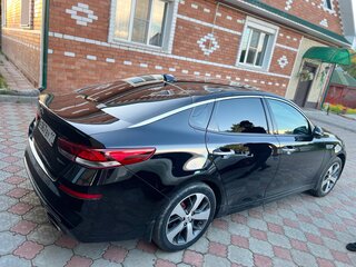 2019 Kia Optima IV Рестайлинг, чёрный, 2100000 рублей, вид 5