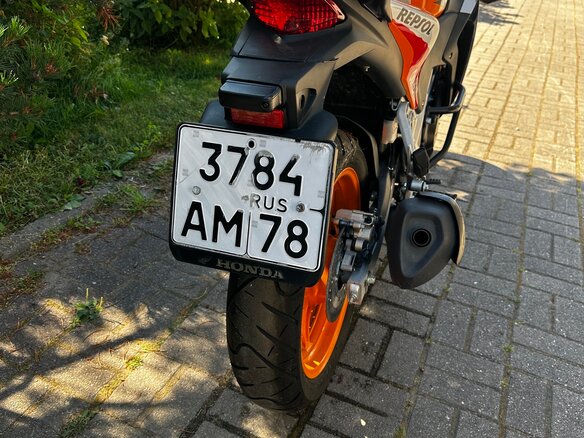 2013 Honda CBR 250R, оранжевый, 450000 рублей - вид 3