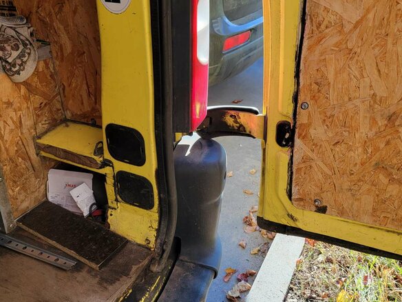 2003 Renault Master, жёлтый, 900000 рублей - вид 26