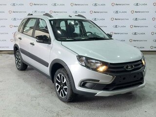 2025 Lada (ВАЗ) Granta Cross I Рестайлинг, серебристый, 1246000 рублей, вид 2