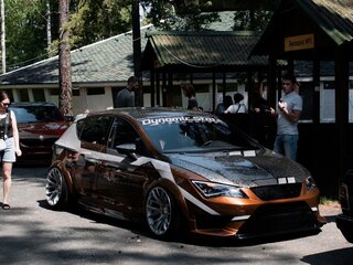 2013 SEAT Leon III, красный, 1100000 рублей, вид 2