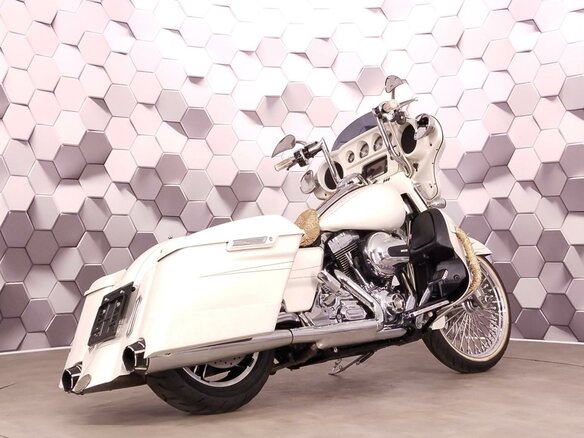 2015 Harley-Davidson Street Glide Special, белый, 1499000 рублей - вид 6