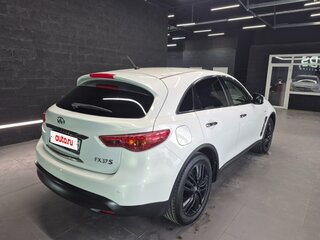 2013 Infiniti FX37 II (S51) Рестайлинг, белый, 1950000 рублей, вид 4