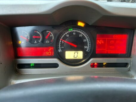 2007 Renault Premium, красный, 2700000 рублей, вид 2