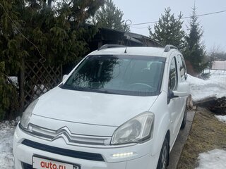 2013 Citroen Berlingo II Рестайлинг, белый, 988000 рублей, вид 1