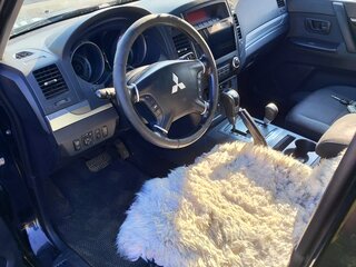 2010 Mitsubishi Pajero IV, чёрный, 1550000 рублей, вид 5