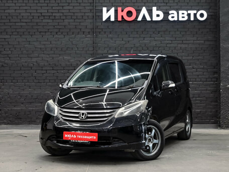 Honda Freed I Рестайлинг