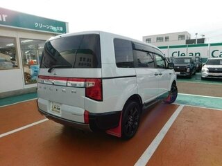 2022 Mitsubishi Delica D:5 I Рестайлинг, белый, 2150002 рублей, вид 3