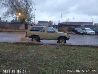 1990 Nissan Terrano I, серый, 100000 рублей, вид 4
