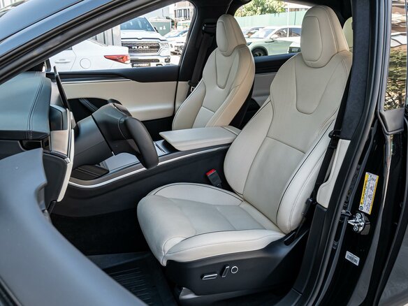 2024 Tesla Model X Plaid I Рестайлинг, чёрный, 12419000 рублей - вид 14