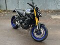 2018 Yamaha MT-09 (FZ-09), синий, 800000 рублей - вид 3