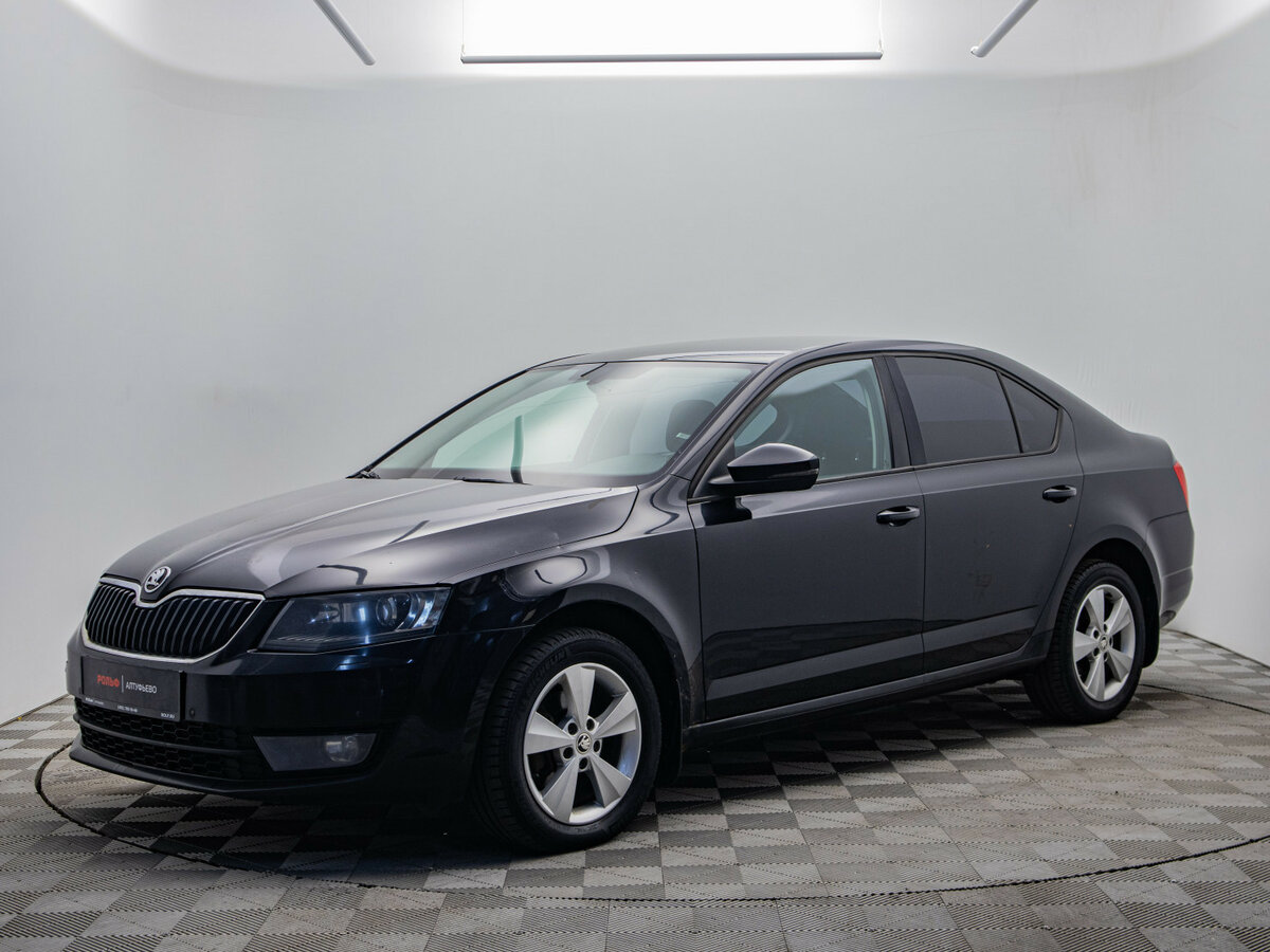 Открыть фотографии: Skoda Octavia III (A7)