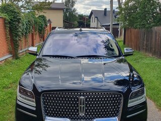 2020 Lincoln Navigator L IV, чёрный, 8300000 рублей, вид 2