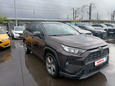 Toyota RAV4 V (XA50)