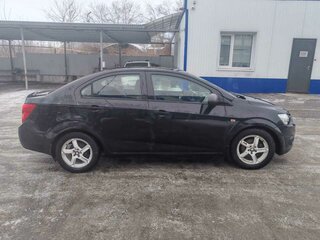 2012 Chevrolet Aveo II, чёрный, 900000 рублей, вид 5