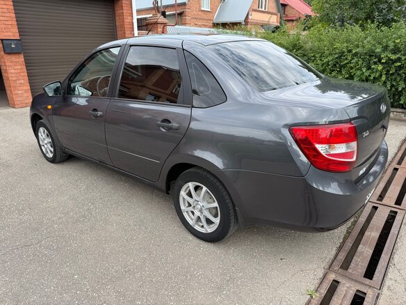 2016 Lada (ВАЗ) Granta I, серый, 620000 рублей - вид 6