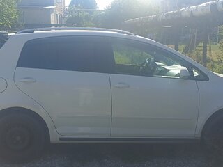 2010 Volkswagen Golf Plus II, белый, 800000 рублей, вид 2