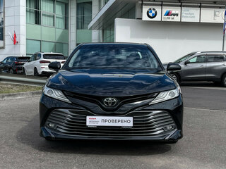 2018 Toyota Camry VIII (XV70), чёрный, 2599000 рублей, вид 2