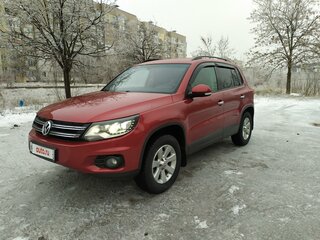 2013 Volkswagen Tiguan I Рестайлинг, красный, 1399999 рублей, вид 1