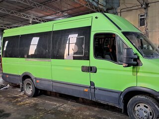 2015 Iveco Daily, зелёный, 1600000 рублей, вид 5
