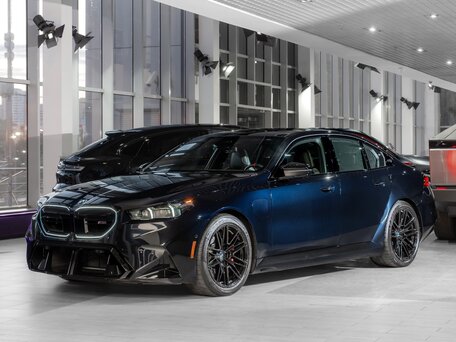 2025 BMW M5 VII (G90), чёрный, 18900000 рублей, вид 1